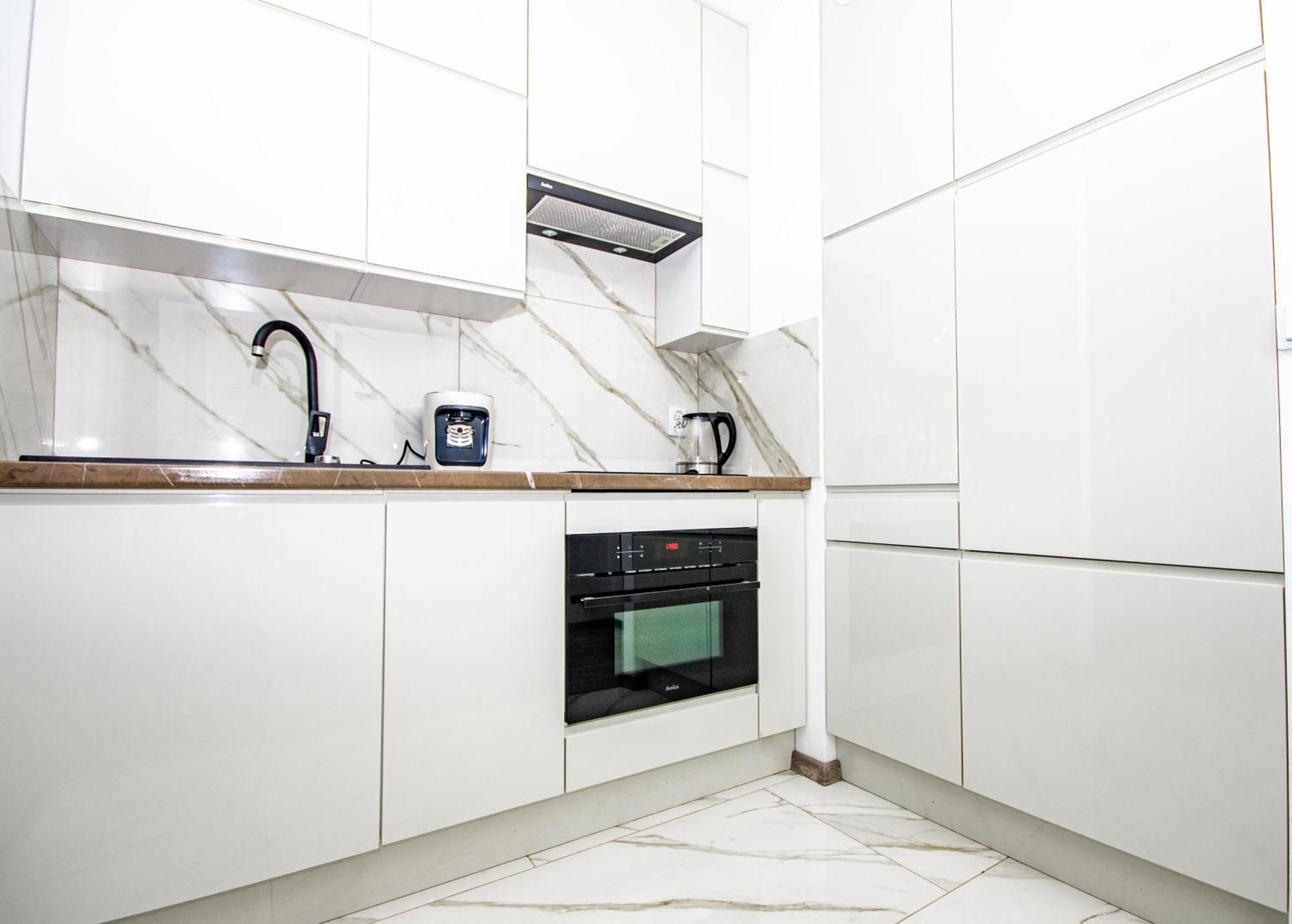 Inpoint Zablocie Near To University, Schindler's Factory, Aptiv,cisco, Ocean And Enterprise Park Appartement *